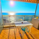 Seafront With Private Terrace And Free Parking Apartment
