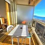 Seafront With Private Terrace And Free Parking Apartment Menton