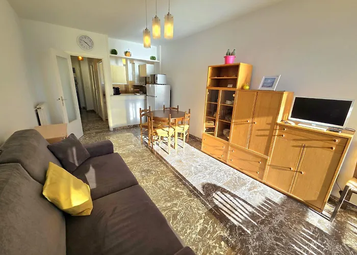 Seafront With Private Terrace And Free Parking Lejlighed Menton